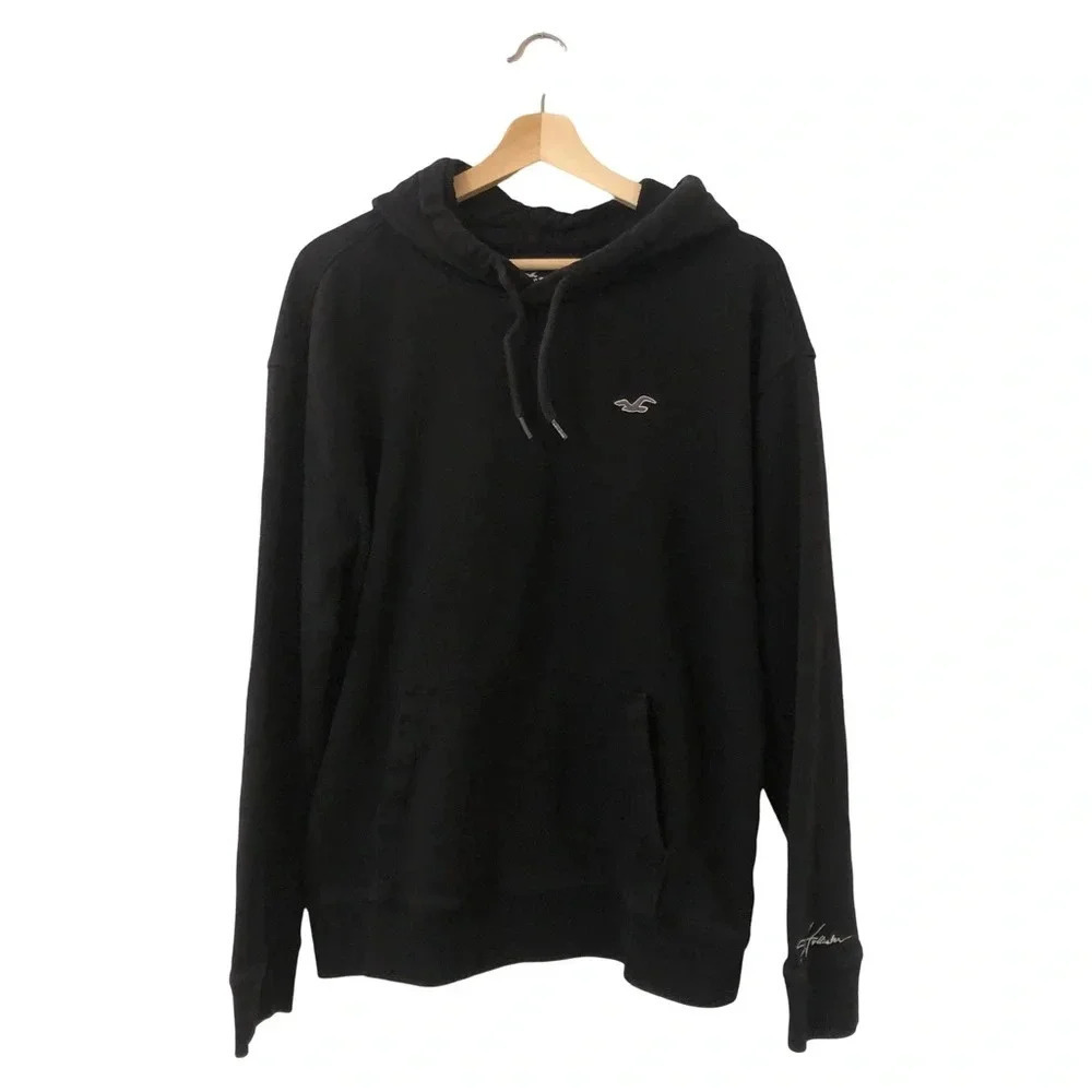 Hollister Hoodie Men's Large Embroidered  Sleeve Hood Black Casual Streetwear